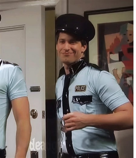 Andy Samberg's Hilarious Bridal Shower Skit