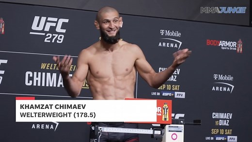 #UFC279 official weigh-ins were train wreck, with 3️⃣ fighters coming in heavy, including Khamzat Chimaev. Check out the highlights from the scale. ⚖️ PHOTO GALLERY: bit.ly/3RTxw9G | MMA Junkie