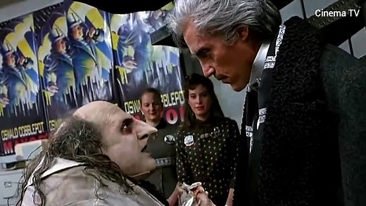 Batman regresa (1992) Película completa en Español Latino