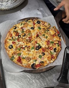 India’s Most Cheesy Pizza Making In Surat | Live Street Food