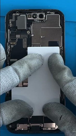 Sostituzione batteria originale Apple Iphone 14 Pro parte 4/6