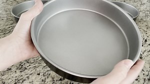Watch Cuisinart 9-Inch Cake Pan Review- Good as New After 3 Years! on Amazon Live