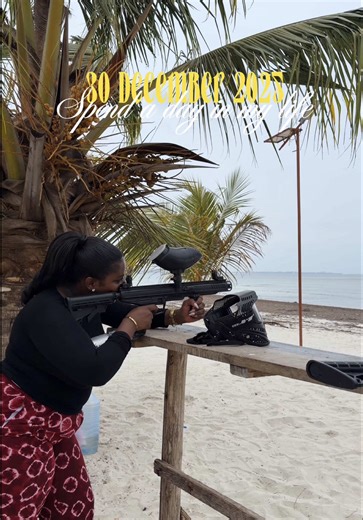 I Woke up early, chose silence, the beach, and my thoughts 🌊 So I spent my day at the beach, alone, playing games, having fun, and writing my 2026 goals. A soft goodbye to 2025 🥹🤍 #vlog #minvlog #dayinmylifevlog #spendthedaywithme