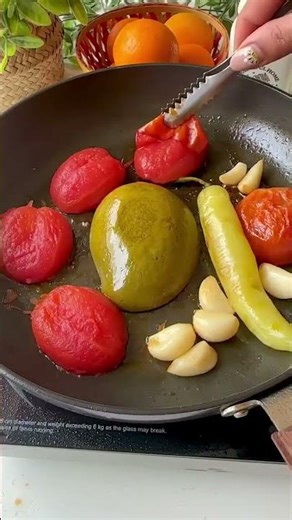 Raw Mango Salsa/ Chutney 🥭🌶️🧄🍅 Zingy, smoky & packed with summer vibes!