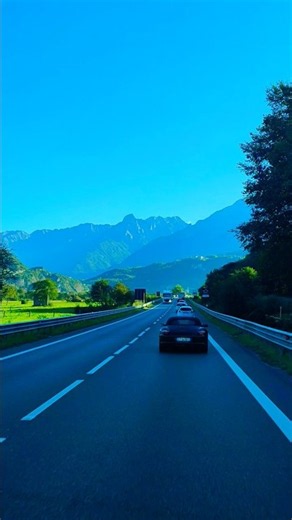 Valcamonica Magic - Vista su Malonno dal passo #Brescia #LombardiaDaScoprire