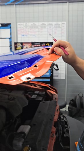 This FJ Cruiser pulled up for a glow-up, and now it’s giving main character energy on the road. 🚙💨 What’s the one color you’d pick if your ride could switch outfits? 👀 #paintisdead #NorthCarolina #teamworkmakesthedreamwork #crystalcoastgraphics #trendingreelsvideo #vehiclewraps #boatwraps #crystalcoastgraphics | Crystal Coast Graphics & Wraps