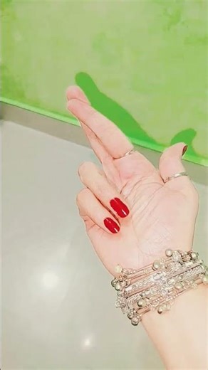 tum to dhokebaaz ho #handsreaction #trandingreaction #reelschallenge #nailart #handdance #viralsong