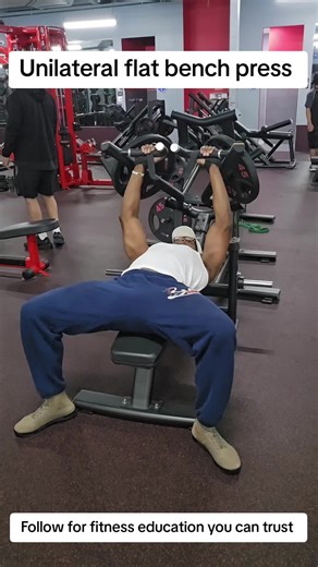 Unilateral Flat Bench Press Machine Benefits Explained