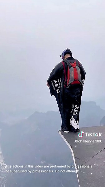 Thrilling Wingsuit Flying: The Ultimate Adventure
