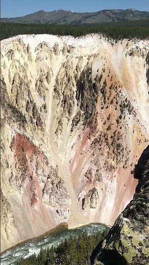 Yellowstone Falls #yellowstone #waterfalls #hiking