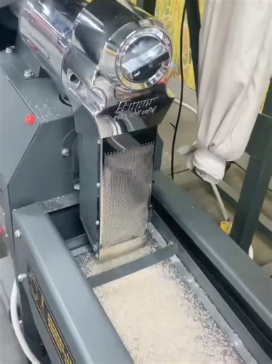 Máquinas Satisfactorias en Acción