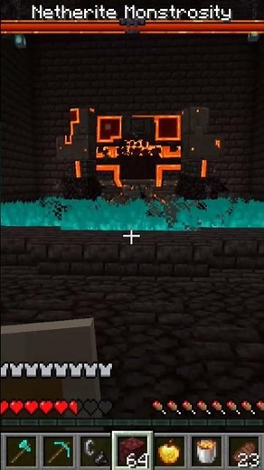 Netherite Monstrosity but is this what suppose to happen?