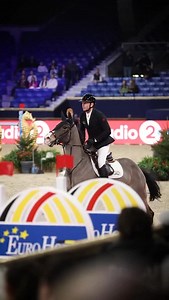 Oilily de Muze 👑🩷⚡️ @koenvereecke @karline_db @stalhendrix #staldemuze #oililydemuze #equestrian #horse #showjumping | Stal De Muze