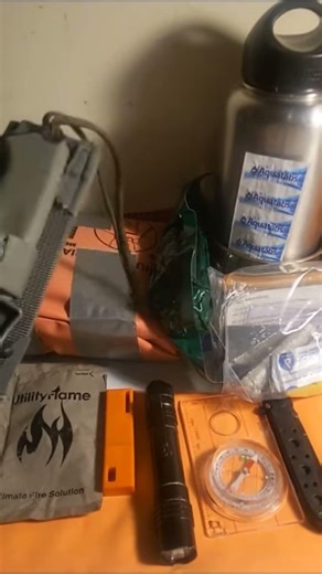 Preview of full video #edc #survivalkits #outdoorequipment
