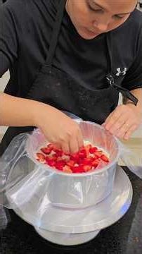 Pra quem acompanha e ama essa Prensagem😍#confeitaria #bolo #confeiteirainiciante #shortvideo #cake