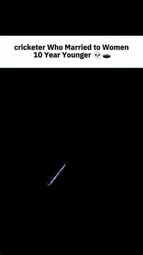 rolxx_editz on Instagram: "Meme History & Origin:- On October 4, 2018, a behind-the-scenes momentfrom a commercial shoot at Juhu Beach in Mumbai went viralfor all the wrong reasons. The legendary Bollywood actorAmitabh Bachchan, known for his composure and professionalism, was caught in a tense moment when a makeup artist accidentally sprayedhairspray into his eyes. The iconic moment showed the veteran actor expressing his displeasure, but what reallycaught the attention of the internet was the