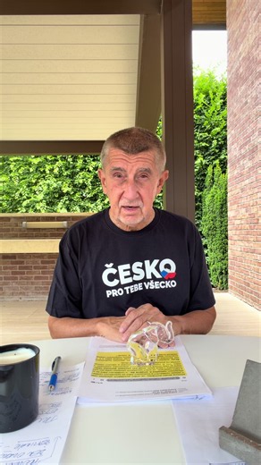 Krásnou neděli vám všem 🙋🏻‍♂️ Hned mám na vás dotaz. Známkovat děti v prvních a v druhých třídách, nebo neznámkovat a místo toho jen slovní hodnocení? Mimo to vám chci taky říct o skvělém projektu z Izraele, který chceme aplikovat i tady u nás nebo o tom, že se náš ministr spravedlnosti Tejc vložil do případu malé Viktorky. Taky se dozvíte, jak se nám daří nabírat vojáky a taky vám řeknu pár slov k našemu panu prezidentovi. Budu rád, když si to pustíte celé. Přeju vám krásný prodloužený víkend