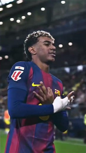 Yamal in hacker mode ☠️ #lamineyamal #skills #foryoupage #football #edit #barcelona #barca #messi