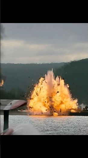 Stallone & Statham's INSANE River Escape! 💥 | The Expendables 2 Most Intense Plane Scene