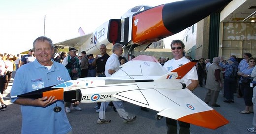 Photos, video reveal prototype of Avro Arrow at bottom of Lake Ontario