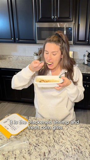 No Cleanup or headache. Just delicious nutritious meals straight to your door! #ad #cookunity