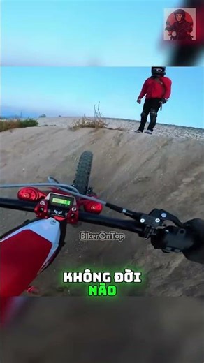 Biker crashes his electric motorcycle! @SurRonster #shorts