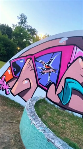 17K views · 15 comments | Dope or nope? | Follow @muralgraffitis | Support @b.different_clothing | Graffiti by @zarkoner | Mural Graffitis | Facebook