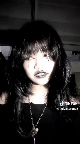 Exploring Gothic Aesthetics: Styles and Inspirations