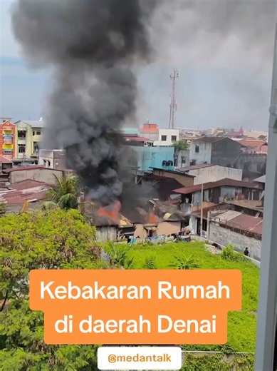 Musibah kebakaran yang terjadi didaerah jalan Denai Gang Drom dan Gang Hidayat hari ini 25/06/2026. Tetap berhati - hati terhadap segala hal yang dapat mengakibatkan kebakaran. . ◇ Selalu pantau STORY dan FOLLOW @medantalk @medanku utk info kejadian/kecelakaan/lalulintas terkini yang blm tentu di post ke feed dan utk bisa ikut komentar. Ingat aktifkan notifikasi agar tidak ketinggalan berita/cerita seru #Medan #berita #kebakaran #medantalk