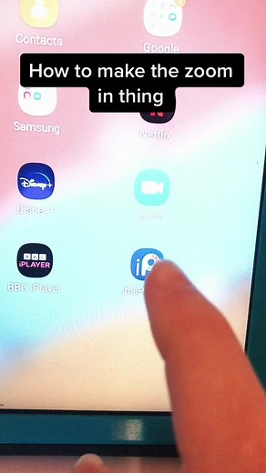 How to Zoom In on ibis Paint X on PC