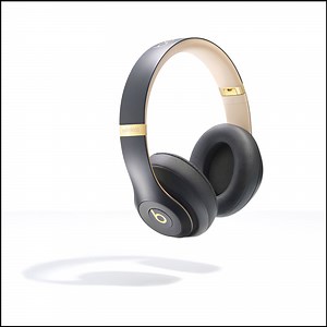 White Background Photography   Video Tips, Kit & Light Setups | Visual Education