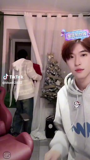 Áaaaa cứu bé 🥺🤣 #đammytronglonghu #đammy #blchina #boylove #bl #gaycouple #đammytrungquoc #viral #blchina Credit: on video #vitamindammy | Vitamin Đam Mỹ