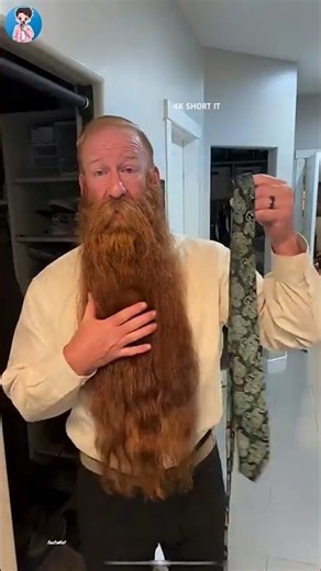 Man Fixes Beard For Interview 😲🧔 #shorts #amazingfacts