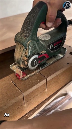 Perfect Angle Wood Cutting Guide 🪚📐 #Woodworking #DIY