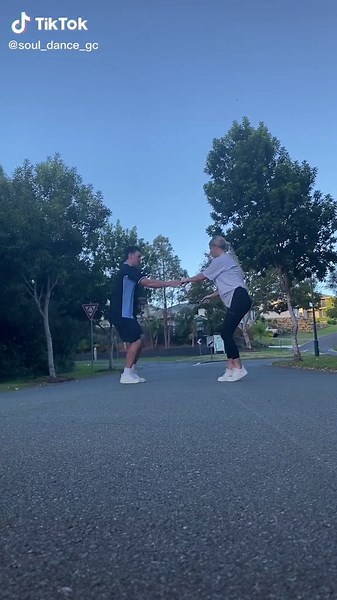 Watch this version - epic finish #raidznsummer #fyp #souldance #foryou #teenagers #partnersincrime #failarmy #dancers #eastcoastboogie #swingdance #lindyhop #dipitlow #crash #socks