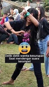 😮The moment a woman fell into a trance when she heard the sound of a trumpet!!! #reakviral #reak ...