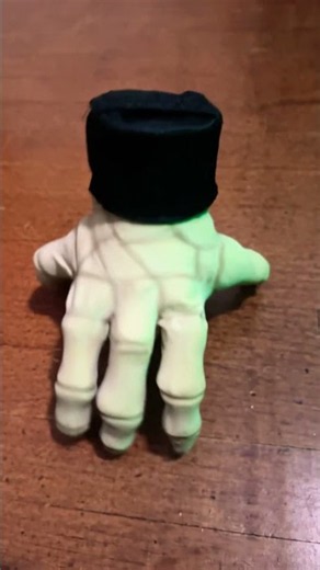 The Gemmy china crawling skeleton hand