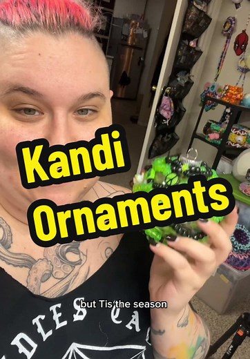 Affordable Christmas Crafts: DIY Kandi Ornaments Tutorial