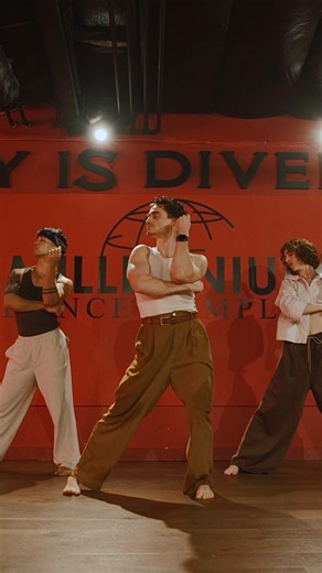 ALEKSANDER T. PALIŃSKI | IVONNY BONITA🍍🪇🪘🧡 What a joy to create & dance to captivating music, live instruments, and powerful lyrics. Take a moment to enjoy this... | Instagram