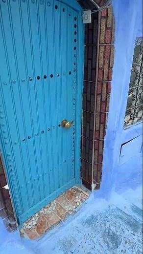 Wandering through Chefchaouen, Morocco, Guided Morocco Tours from Rosalie D. 🇲🇦