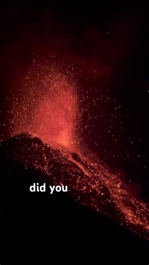 Volcano Fuego Explodes in Guatemala! 🔥 Witness one of the world’s most active volcanoes erupt with incredible power — nature at its most raw and breathtaking. 🌎🇬🇹 #VolcanoFuego #VolcanoEruption #NaturePower #TravelGuatemala -#fyp