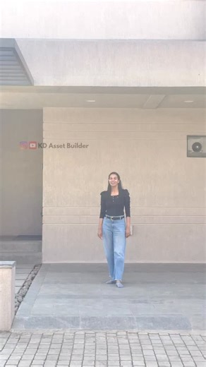 Pooja Dudeja on Instagram: "Contact us- 9309106745 / 9834506815 WhatsApp Link - https://wa.link/ljib8x Enquiry Form - https://forms.gle/qeGdbPS9WiPUeHLz8 📍Location- Somatane 🏡4 BHK Villa Usable Area - 3200-3400 Sq.Ft 🏡 Price - 2.80 Cr onwards* 🌿 Lifestyle & Amenities • Fully equipped clubhouse • Banquet hall & mini theatre • Gym, yoga room & indoor games • Lap pool + kids splash pool • Co-working space & café • Meditation zones & mini forest • Jogging track & sports courts • Kids play area &