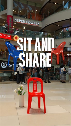 Looking for a spot to catch up with friends, enjoy a hearty meal, or treat yourself to a little retail therapy? Chinatown Point has it all — great food, good company, and plenty of unique finds. Watch on to see what our shoppers were up to today. Did you spot your favourite store? 👀 | Chinatown Point