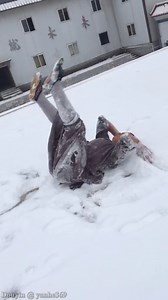 😲Drunken master! Check out this intoxicating Drunken Fist performance by a Shaolin monk. Drunken Fist, or Drunken Boxing, is a traditional form of Chinese martial arts that imitates the movements of a drunk person. #ChinaCulture #ChineseNation | DeepChina