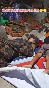 8.9K views · 780 reactions | Sesantai itu kawan seni dalam tidur . . Video https://vt.tiktok.com/ZSMRJ9kW5/ | seputarbaliterkini | Facebook