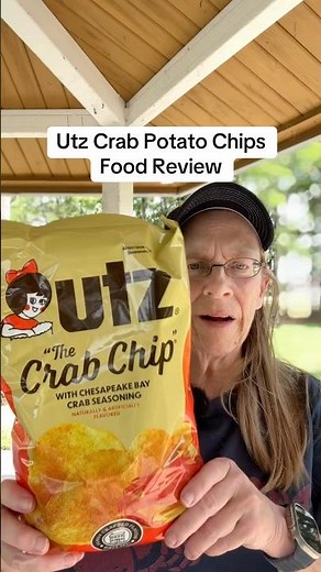 Crab chips? Utz Crab Seasoning Potato Chips Food Review #chips #potatochips #foodreviews