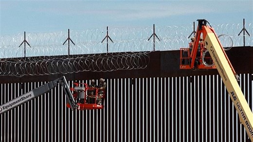 Barbed wire fencing installed on US-Mexican border