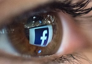 Former FEC Chair Calls for Government Agency to Collect Social Media