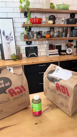 FoodHero J’utilise régulièrement mon application et je trouve des aubaines incroyables sur des fruits, légumes, viandes et produits variés. 🛒 Fierté du moment ⤵️ 36 emballages de tofu et 1 smoothie pour 7.27💲 Si tu n’as pas l’application FoodHero ⤵️ 1️⃣ Download l’application gratuitement 🆓 2️⃣ Prend mon code promo : melanief15 3️⃣ Obtiens 5$ de crédit 4️⃣ Fais ensuite comme moi, partage ton propre code et obtiens 5$ de crédit chaque fois qu’une personne l’utilise pour s’inscrire Mon code 👩�