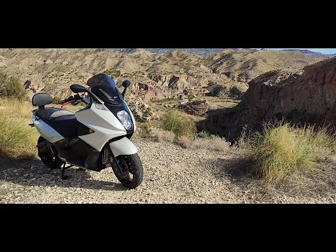 TEST AND OPINION GILERA GP800